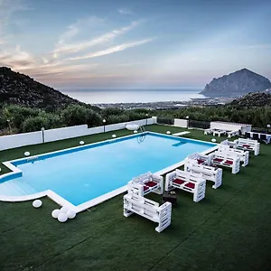 Marina Bed & Breakfast